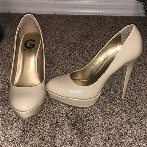 Tan Guess 6inch heels